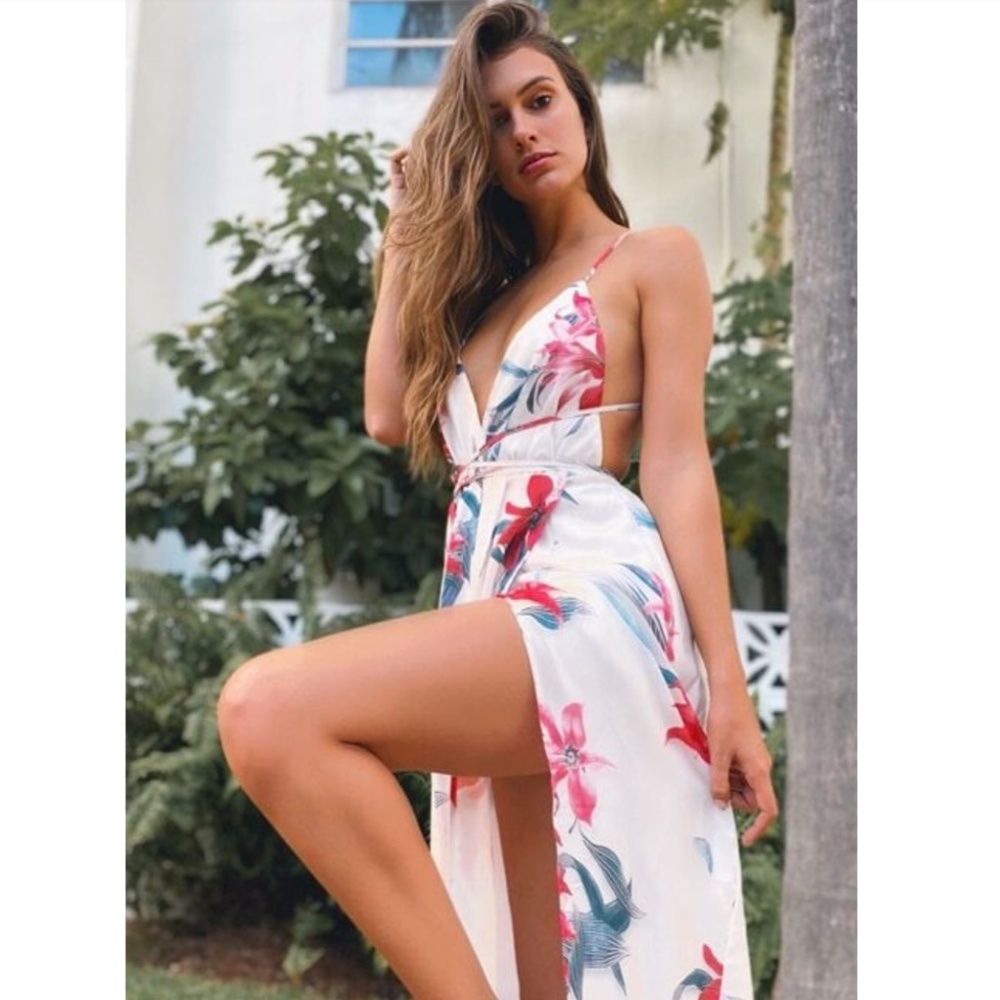 Deep V Backless Strappy White Floral Maxi Dress - Picture 11 of 14